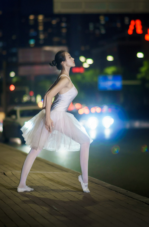 冰岛铁幕,孔德一夫当关,莱比锡的北欧远征梦碎